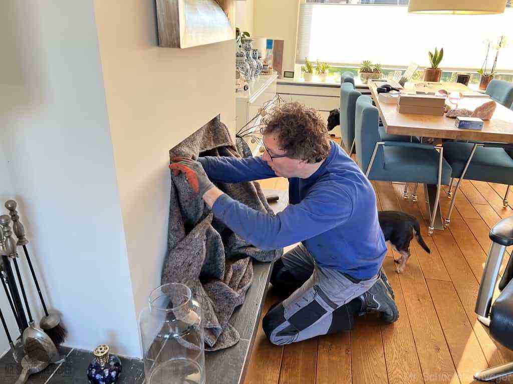 Schouwveger Nederland kleed schoorsteenreiniger
